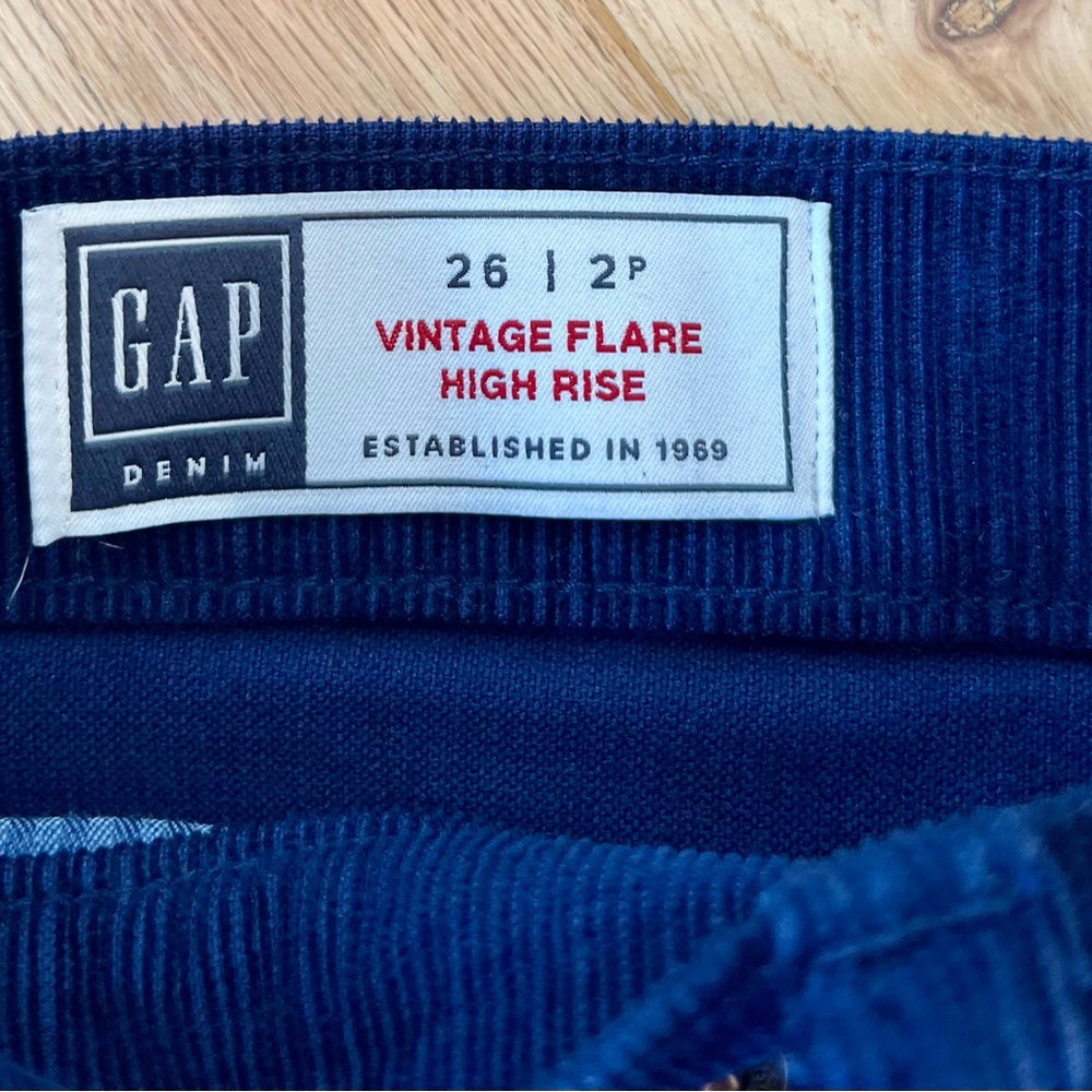 GAP Vintage Navy Flare High Rise Corduroy Pants Size 26